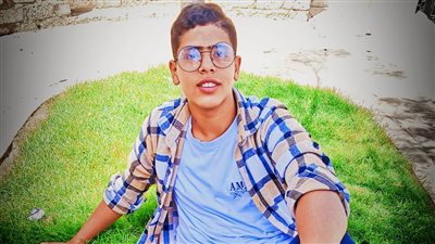 حلمي أدخل كلية الطب.. الأول على الإعدادية بالجيزة: كنت متوقع أطلع الأول وربنا مضيعش مجهودي