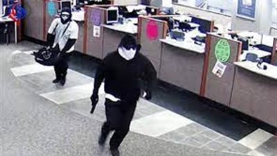 بمسدس لعبة.. نجاح عملية سطو على بنك في الأردن وسرقة حوالي 20 ألف دولار