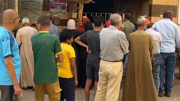 طوابير الخبز