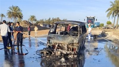 تفحم سيارة ميكروباص يسفر عن مصرع وإصابة 3 على الطريق الدولي بكفر الشيخ| بث مباشر