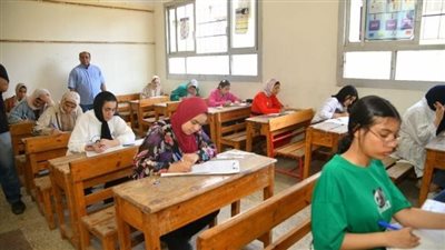 جمع الإنسان والدنيا والنفس.. أبرز الكلمات المتداولة بامتحان اللغة العربية لطلاب الشهادة الإعدادية