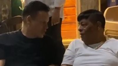 عبد الباسط حمودة يساند محمود الليثي في عزاء والدته بالسيدة زينب| بث مباشر