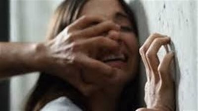 شخص يعاشر شقيقته وينجب منها طفلا في المنيا