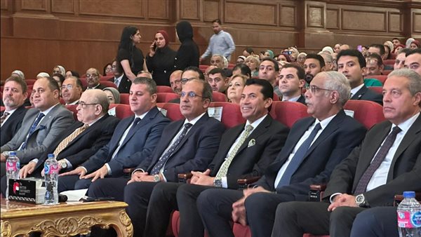 الدكتور أشرف صبحي