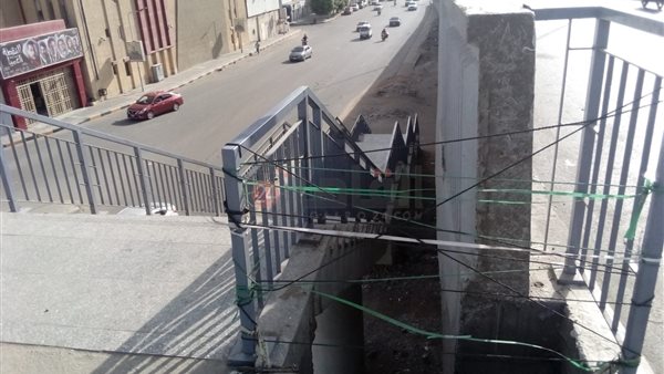 السلم الموصل لـ مسرح