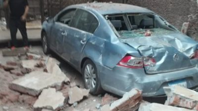 مصرع شخصين إثر انهيار سور مصنع في شبرا الخيمة | بث مباشر