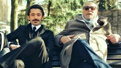 كريم محمود عبد العزيز يحيي ذكرى ميلاد الساحر: عيد ميلادك في الجنة يا حبيبي