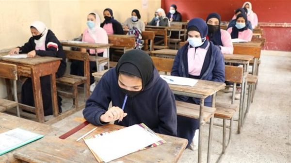 الصف الأول الثانوي