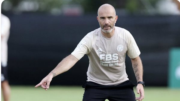 إنزو ماريسكا المدير