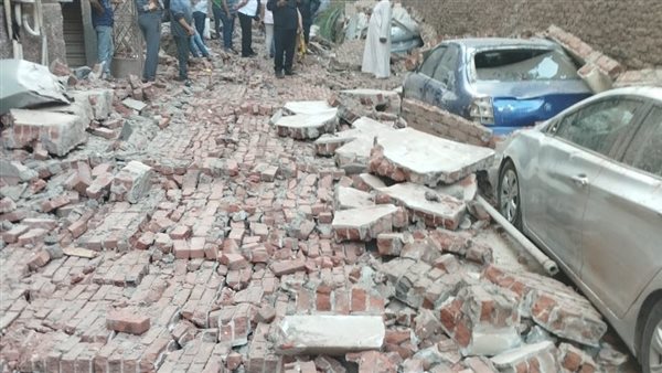 انهيار السور