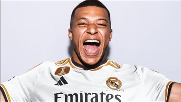 كيليان مبابي بقميص