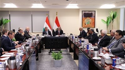 وزير الاتصالات يبحث مع وزير الاقتصاد الوطني المجري فرص التعاون بمجالات تطوير البنية التحتية للاتصالات