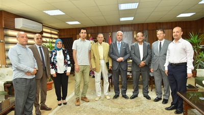 جامعة أسيوط تستقبل وفد الوكالة الأمريكية للتنمية الدولية لمتابعة برنامج دعم ذوي القدرات الخاصة 