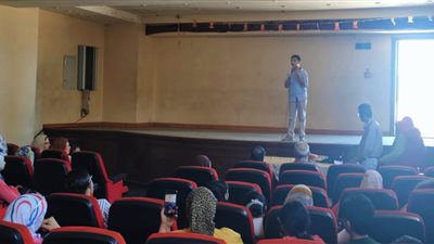 تواصل اختبارات الغناء والتمثيل لاكتشاف المواهب بثقافة الإسكندرية 