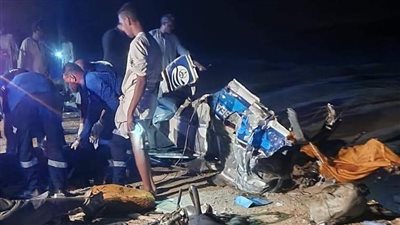 ارتفاع الضحايا لـ 7.. وفاة مصاب بحادث تصادم سيارتين على طريق قفط - القصير