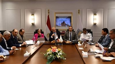 الافتتاح أكتوبر المقبل.. محافظ جنوب سيناء يتابع مشروعات تطوير مدينة سانت كاترين