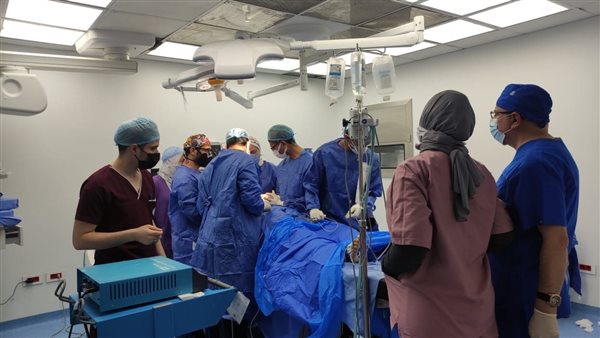 جراحة دقيقة بالفك