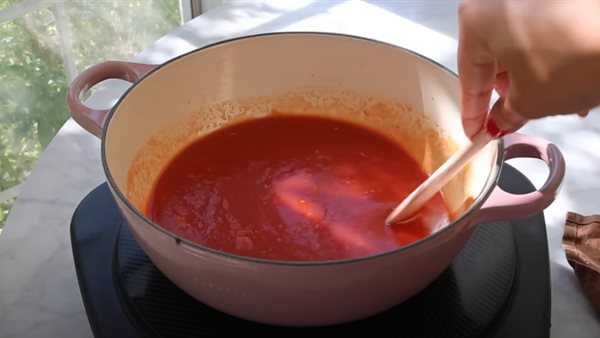 طريقة عمل صلصة الفتة