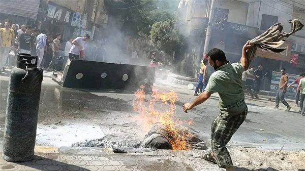 جانب من الحريق 