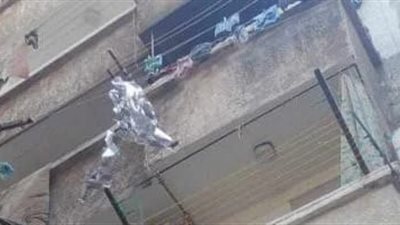 انتداب المعمل الجنائي.. إجراءات حول مصرع طفلة وإصابة جدها وجدتها في حريق بالإسكندرية