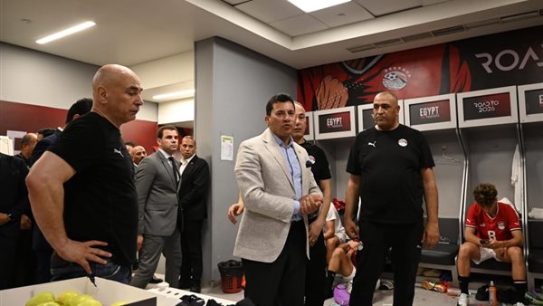 وزير الرياضة في غرفة