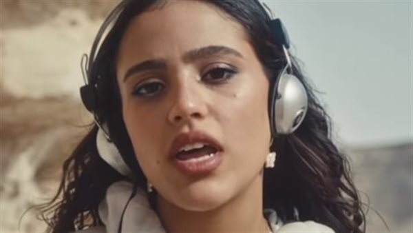 جنا عمرو دياب