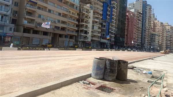 شاطئ الإسكندرية بعد