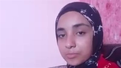 الأولى على الشهادة الإعدادية بمطروح: مكنتش باخد دروس.. ونفسي أدخل حاسبات ومعلومات | بث مباشر