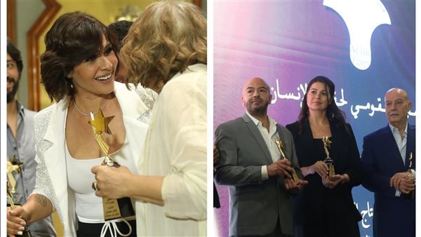 تسليم الجوائز 