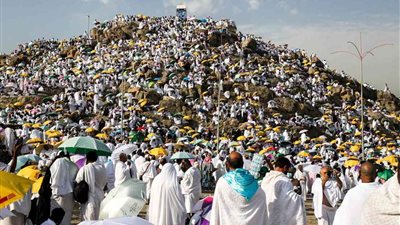 الطقس في المشاعر المقدسة.. عرفات تُسجل 48 درجة ومنى 46 
