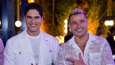 أحمد أبو هشيمة يتوسط في واقعة صفع عمرو دياب للشاب المُعجب