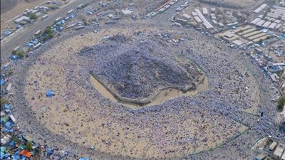 5 معلومات عن جبل عرفة.. وحقيقة وجود نصب الشيطان عليه