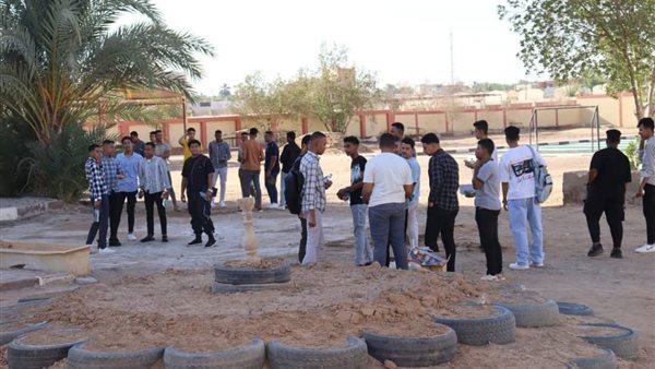 طلاب الثانوية العامة