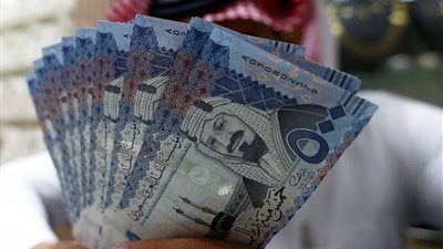 سعر الريال السعودي أمام الجنيه اليوم الخميس داخل البنوك 