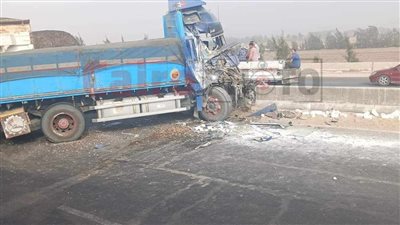 شاهد عيان على حادث تصادم الطريق الإقليمي بالجيزة: إصابات كتير والسواق مش عارفين حصل له إيه |صور