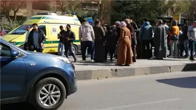 مصرع سيدة خلال عبورها الطريق أمام بوابات حدائق الأهرام