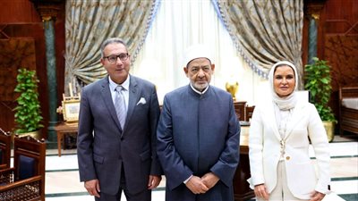 توقيع بروتوكول تعاون بين بيت الزكاة وبنك مصر لإصدار بطاقات مسبقة الدفع لمستحقي الإعانات الشهرية