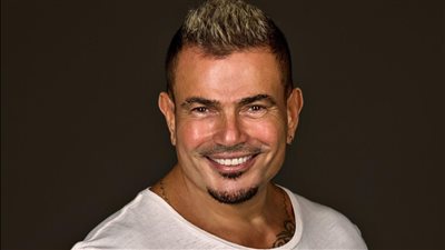 عمرو دياب يروج لاستعدادات حفله في بيروت