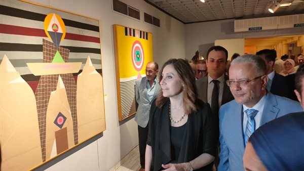 افتتاح المعرض العام