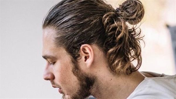 قصات شعر رجالي طويل