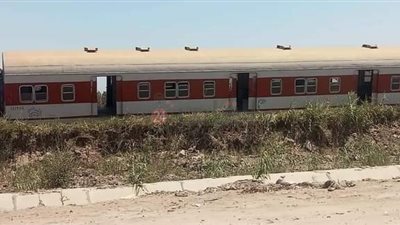 خروج 3 عربات من قطار بنها عن القضبان بالغربية