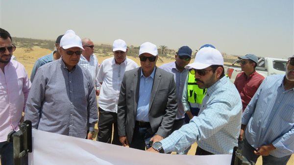 جولة مسئولو الإسكان