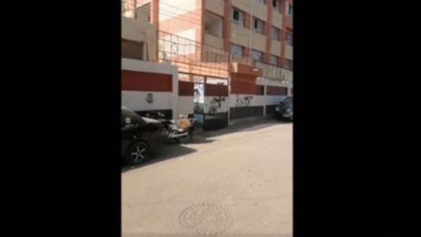 غلق اللجان أمام الطلاب