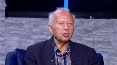 هاني شنودة عن أزمة صفع عمرو دياب لمعجب: تعلم ألا يرد على الصغائر.. ولكنه مدان 