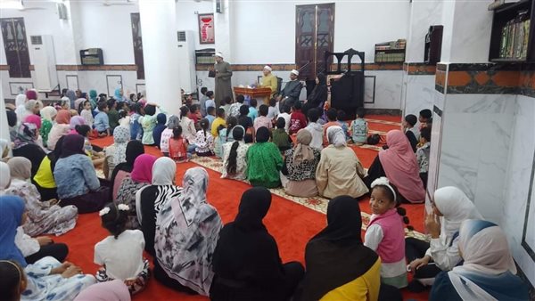 جانب من ندوة الأوقاف