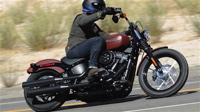 لضمان سلامتك.. نصائح لقيادة الدراجات النارية بطريقة آمنة