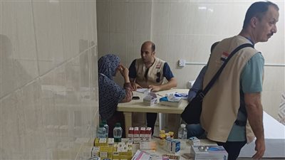 السياحة: 3 عيادات طبية مجهزة للحجاج بها كارت ذكي يحمل تليفونات البعثة المصرية