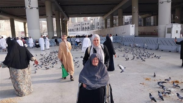 السيدة ونجلتها المتوفيتان