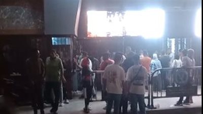 هربًا من الحر.. إقبال كثيف من المواطنين على السينمات والمراكب النيلية بأول أيام العيد| بث مباشر 