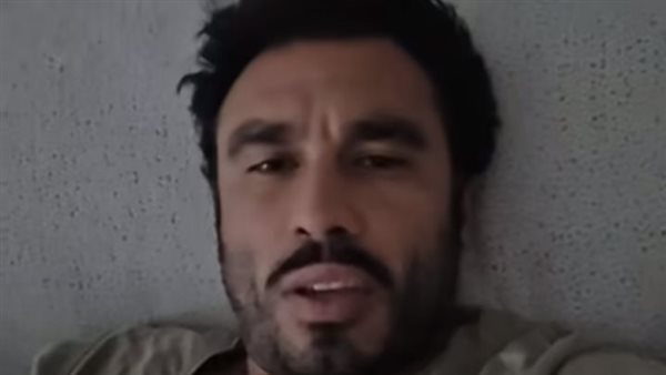 الفنان هشام عاشور